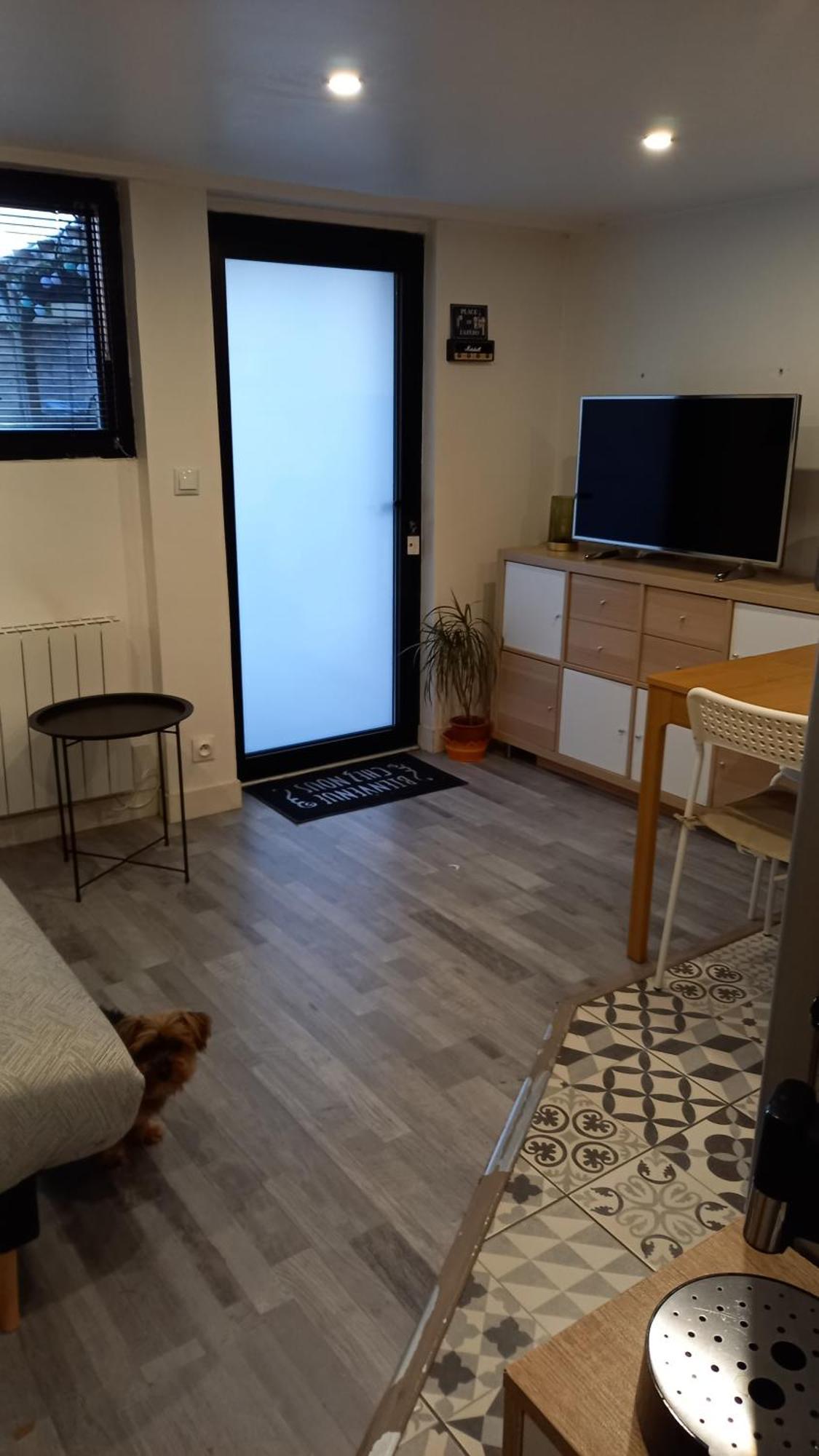 Appartement Individuel En Maison Beaumont-sur-Oise Exterior foto