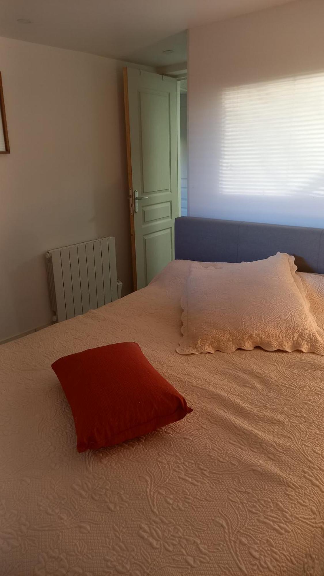 Appartement Individuel En Maison Beaumont-sur-Oise Exterior foto