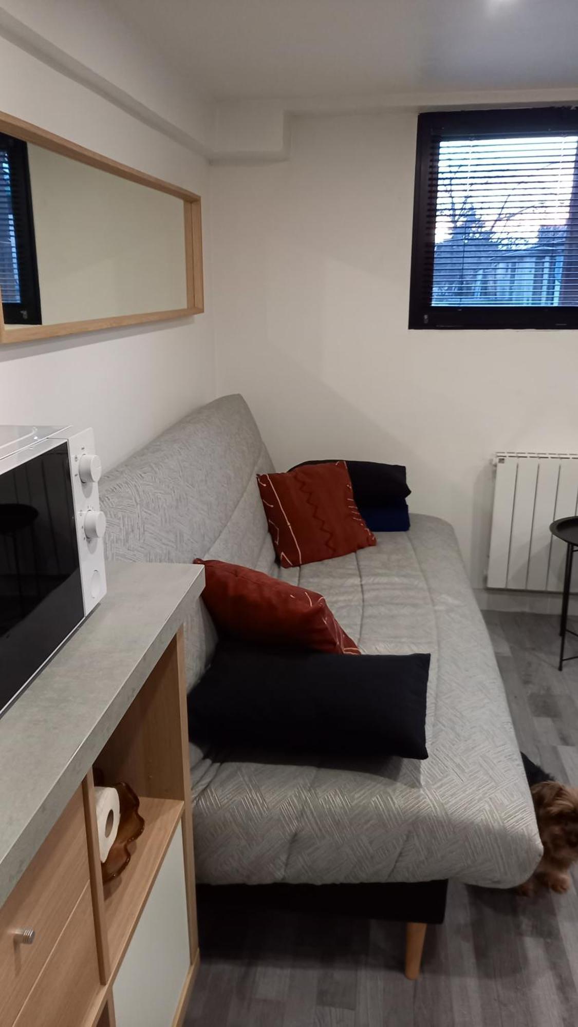 Appartement Individuel En Maison Beaumont-sur-Oise Exterior foto